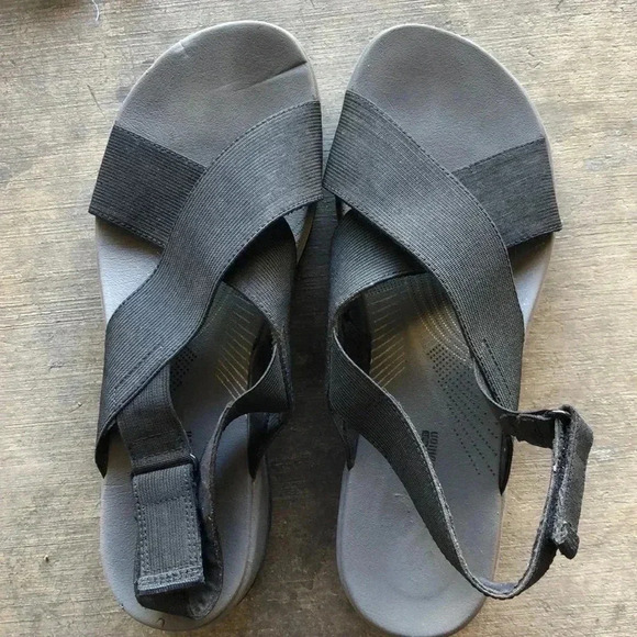 Clarks Cloud-stepper Black Strap Velcro - Picture 1 of 5